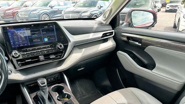 2021 Toyota Highlander Platinum