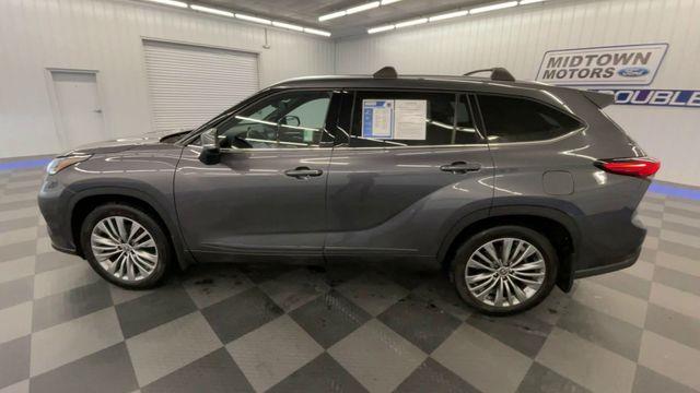 2021 Toyota Highlander Platinum