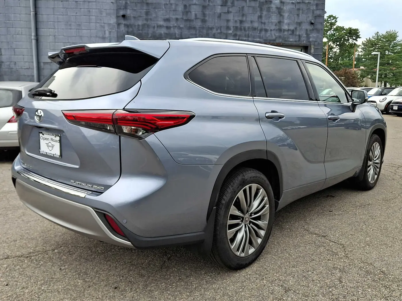 2021 Toyota Highlander - $32,497