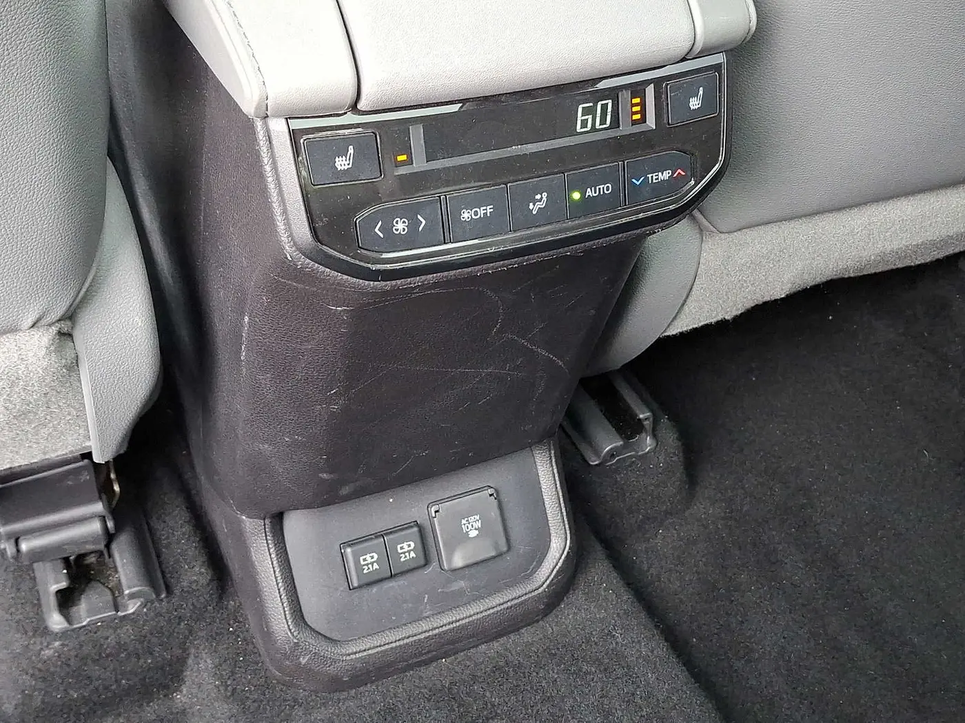 2021 Toyota Highlander - $32,497