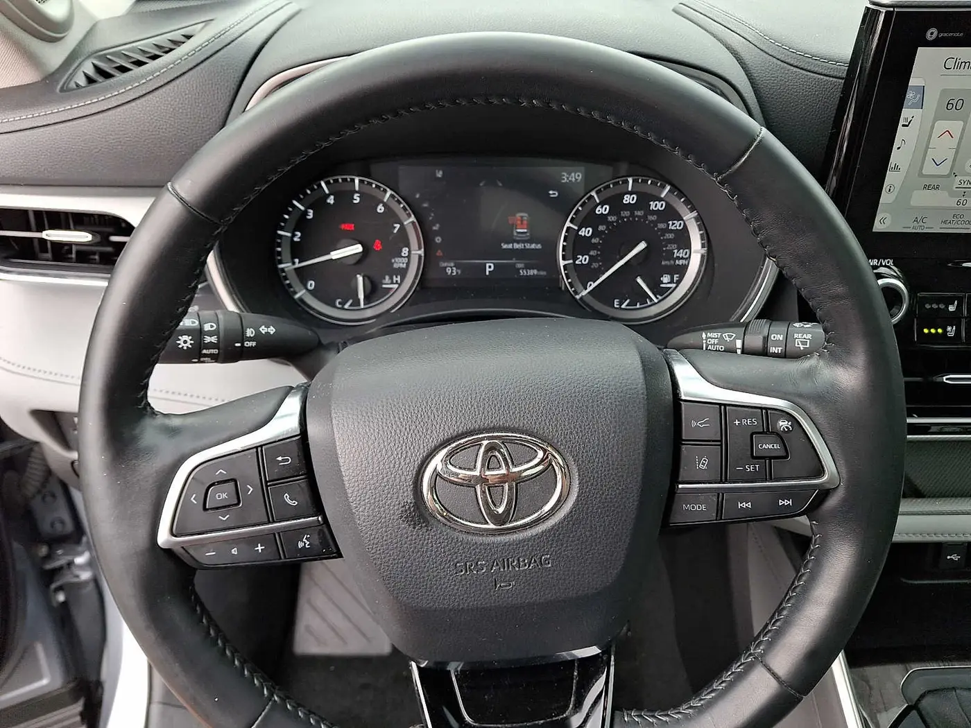 2021 Toyota Highlander - $32,497