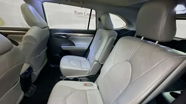 2021 Toyota Highlander Platinum