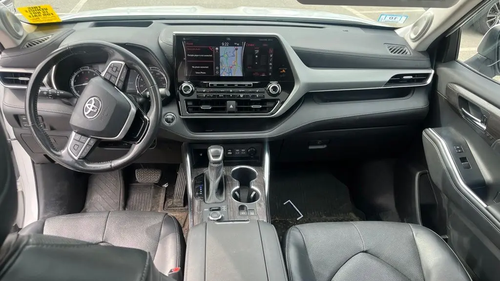 2022 Toyota Highlander Platinum