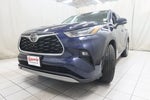 2022 Highlander Thumbnail 5