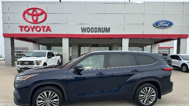 Preowned 2020 Toyota Highlander Platinum for Sale