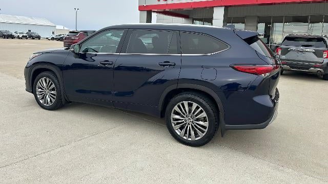 2020 Toyota Highlander Platinum