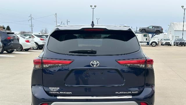2020 Toyota Highlander Platinum
