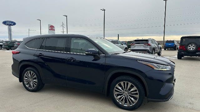 2020 Toyota Highlander Platinum