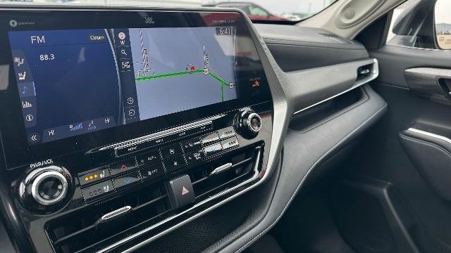 2020 Toyota Highlander Platinum