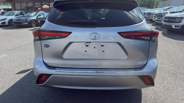 2020 Toyota Highlander Platinum