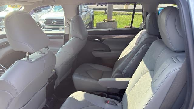 2020 Toyota Highlander Platinum