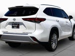 2020 Highlander Thumbnail 13