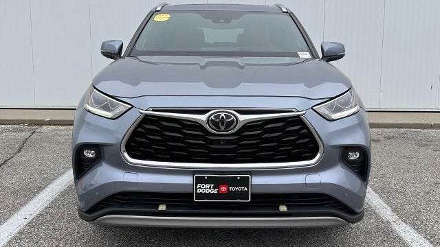 2021 Toyota Highlander Platinum