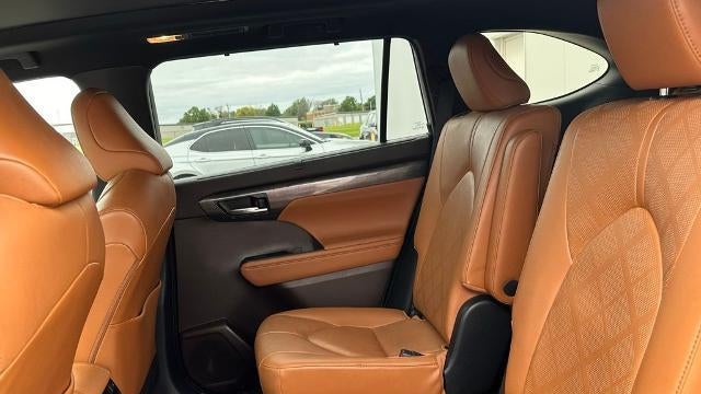 2021 Toyota Highlander Platinum