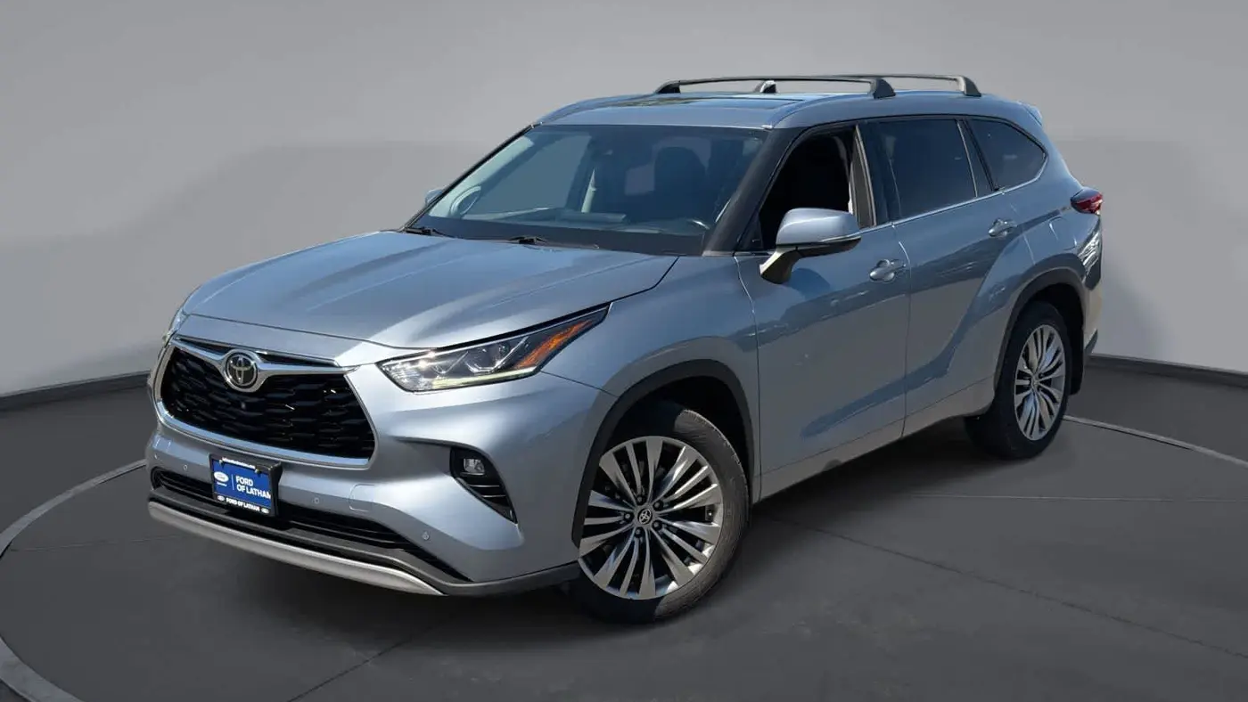 Preowned 2020 Toyota Highlander Platinum for Sale
