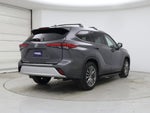 2021 Highlander Thumbnail 8