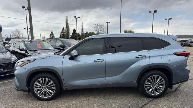 2021 Toyota Highlander Platinum