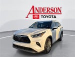 2022 Highlander Thumbnail 1
