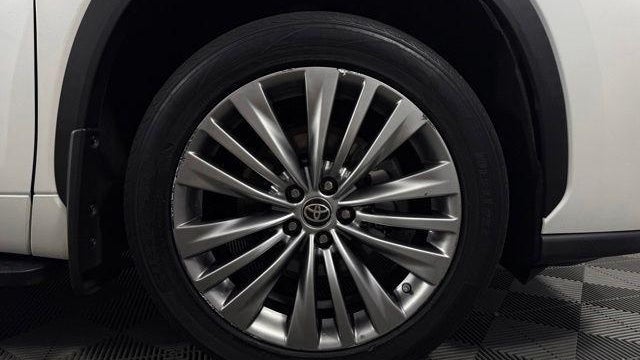 2020 Toyota Highlander Platinum