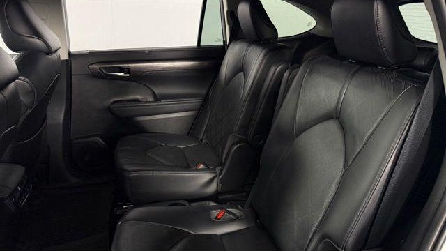 2020 Toyota Highlander Platinum
