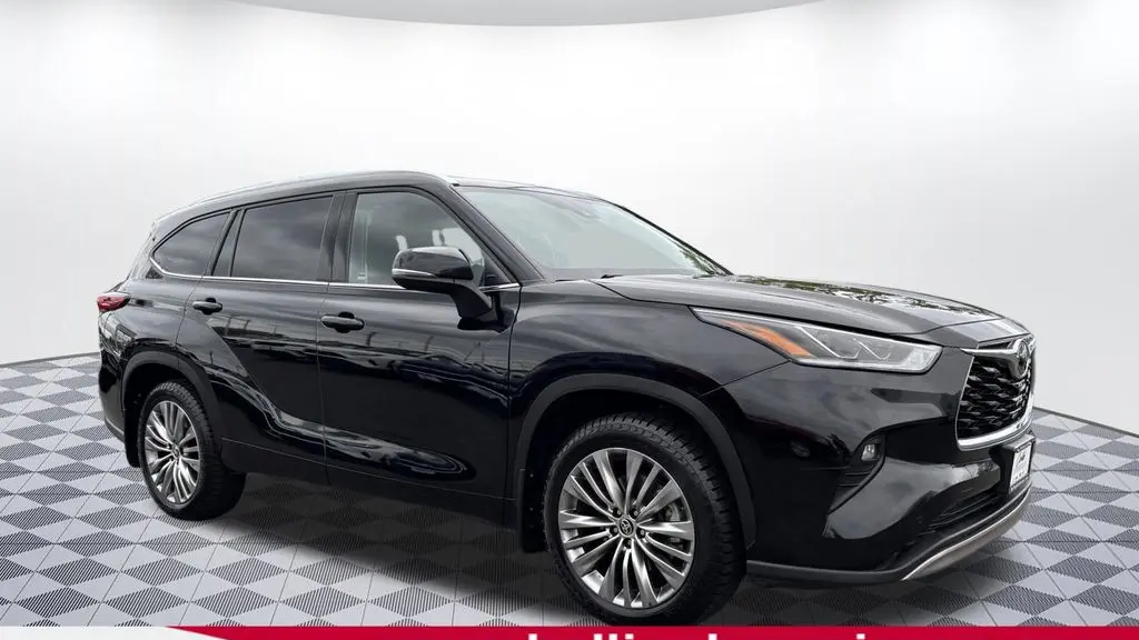 Preowned 2022 Toyota Highlander Platinum for Sale