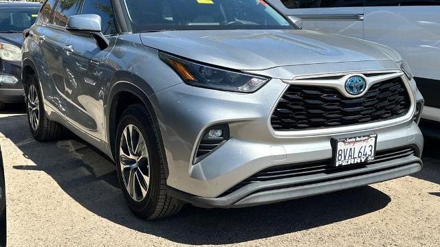 2021 Toyota Highlander Hybrid XLE