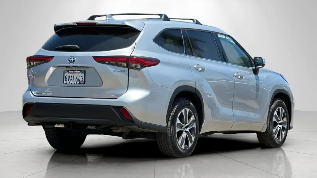 2021 Toyota Highlander Hybrid XLE