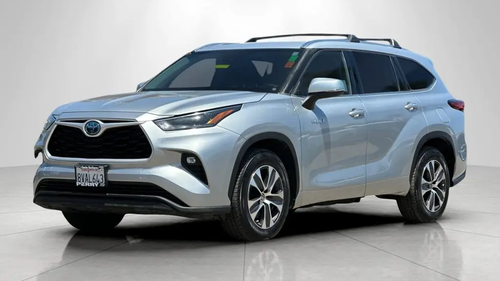 2021 Toyota Highlander Hybrid XLE
