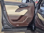 2021 Highlander Hybrid Thumbnail 14