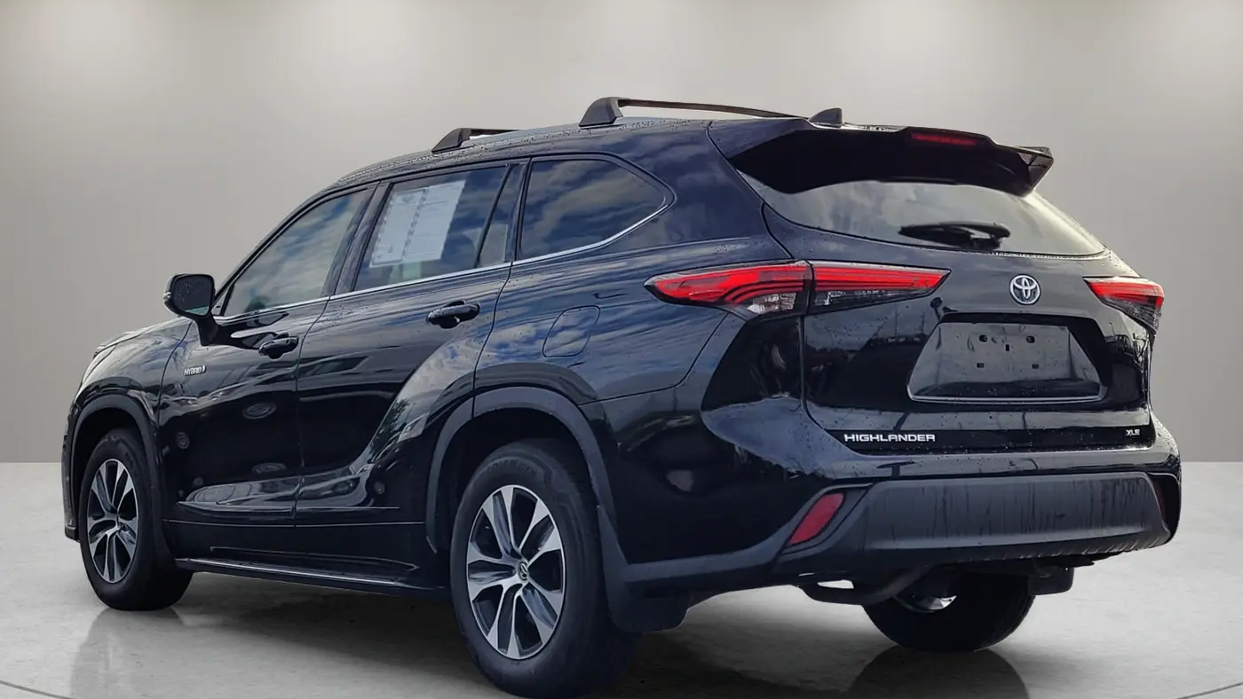 2021 Toyota Highlander Hybrid XLE