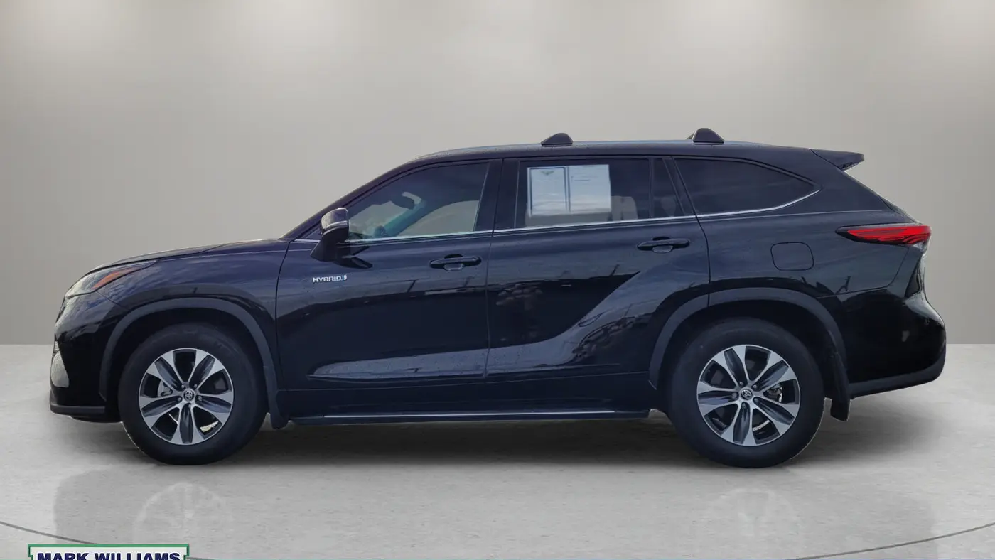 2021 Toyota Highlander Hybrid XLE