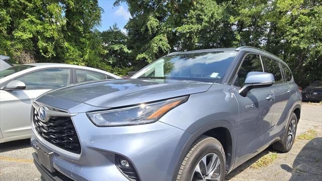 2021 Toyota Highlander Hybrid XLE