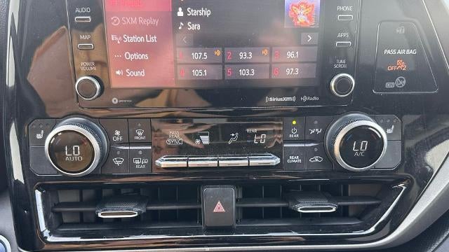 2021 Toyota Highlander Hybrid XLE