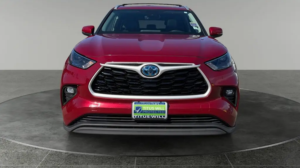 2022 Toyota Highlander Hybrid XLE