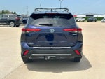 2022 Highlander Hybrid Thumbnail 5