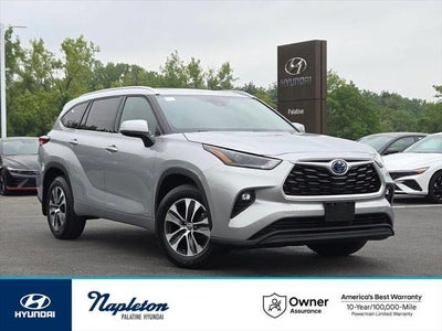 2022 Toyota Highlander Hybrid AWD XLE 4DR SUV