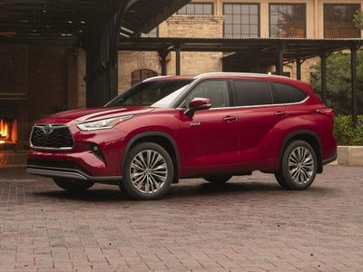 2022 Toyota Highlander Hybrid AWD XLE 4DR SUV