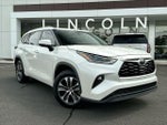 2021 Highlander Thumbnail 1