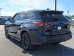 2021 Highlander Thumbnail 5