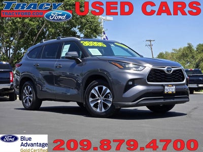 2022 Toyota Highlander XLE 4DR SUV