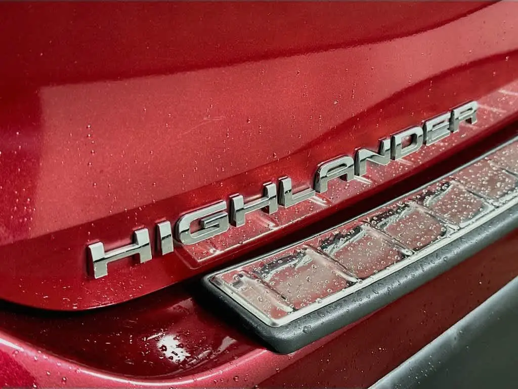 2020 Toyota Highlander - $27,072