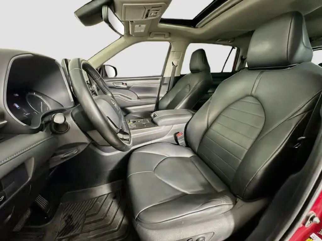 2020 Toyota Highlander - $27,072