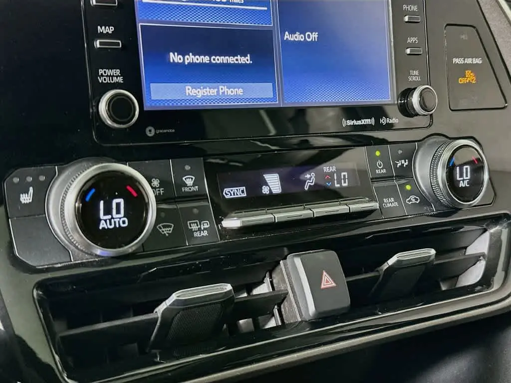 2020 Toyota Highlander - $27,072