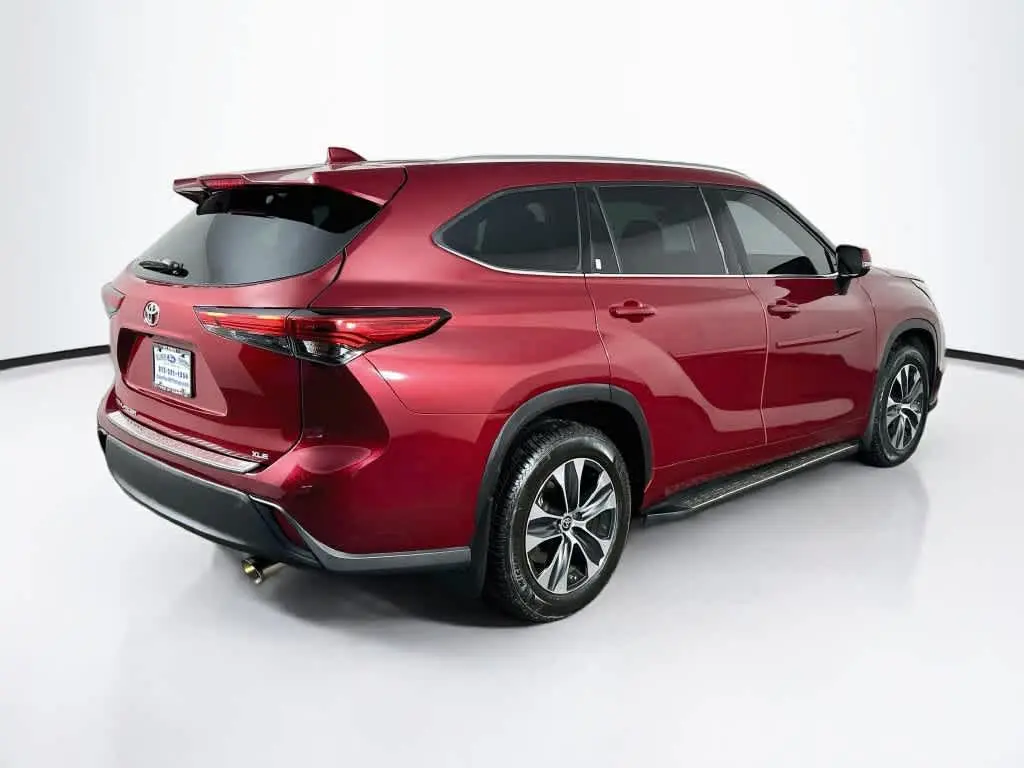 2020 Toyota Highlander - $27,072