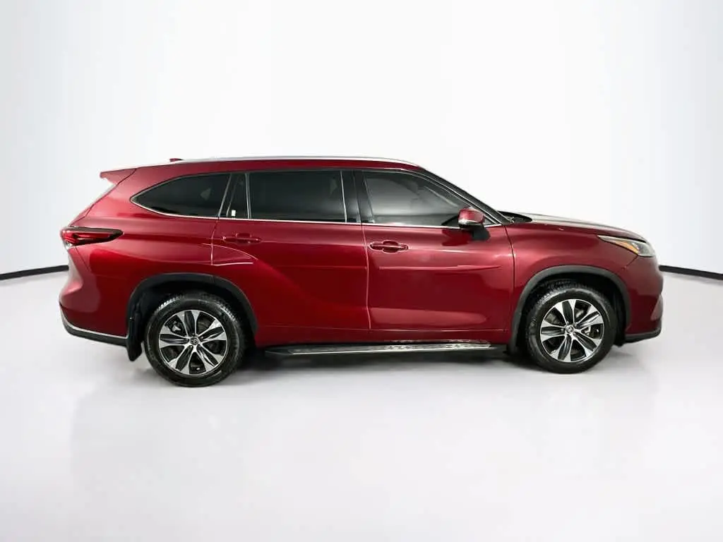 2020 Toyota Highlander - $27,072