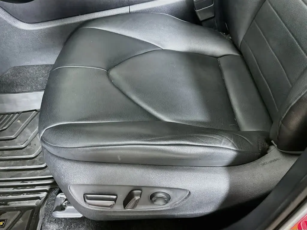 2020 Toyota Highlander - $27,072