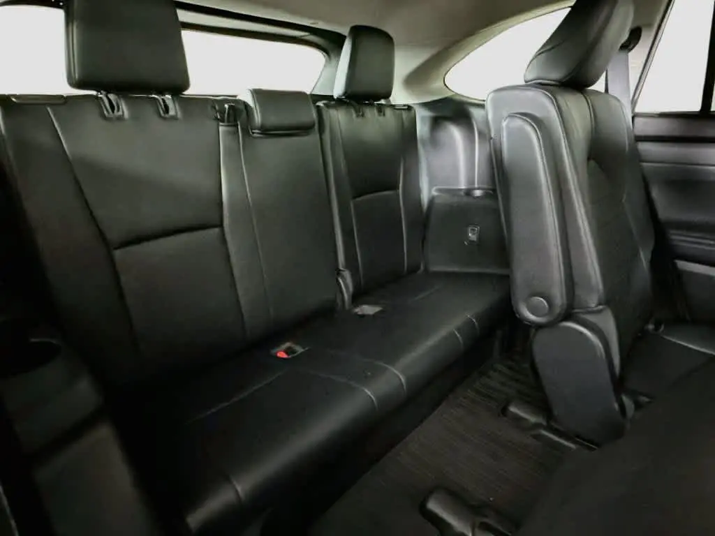 2020 Toyota Highlander - $27,072