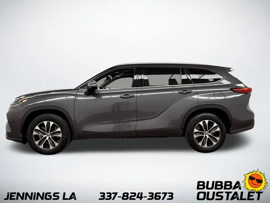 2022 Toyota Highlander - $29,975