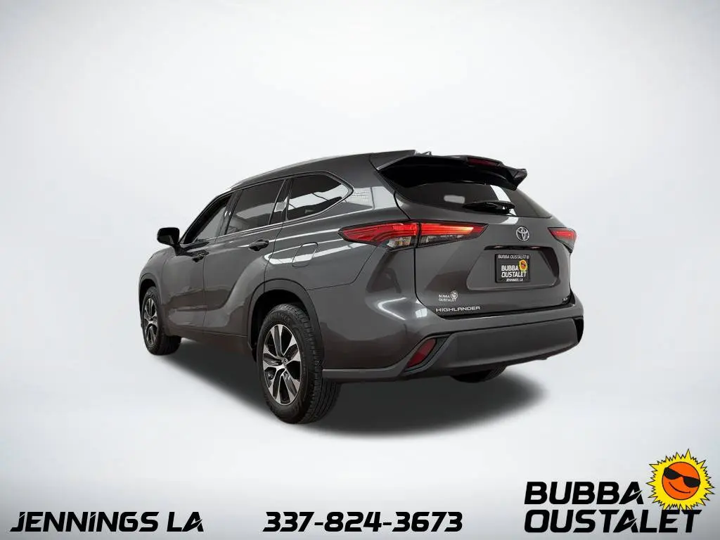 2022 Toyota Highlander - $29,975