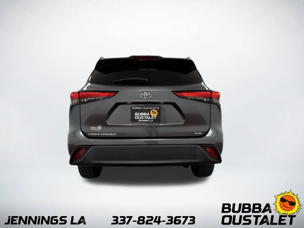 2022 Toyota Highlander - $29,975
